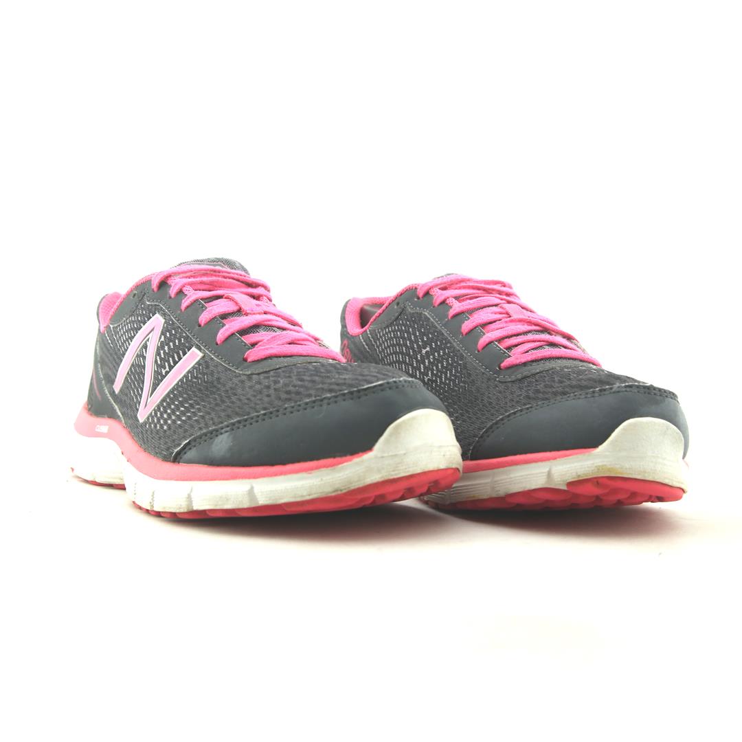 New Balance 575V1
