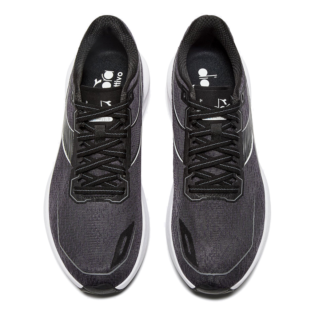Diadora Mythos Blushield Volo 5