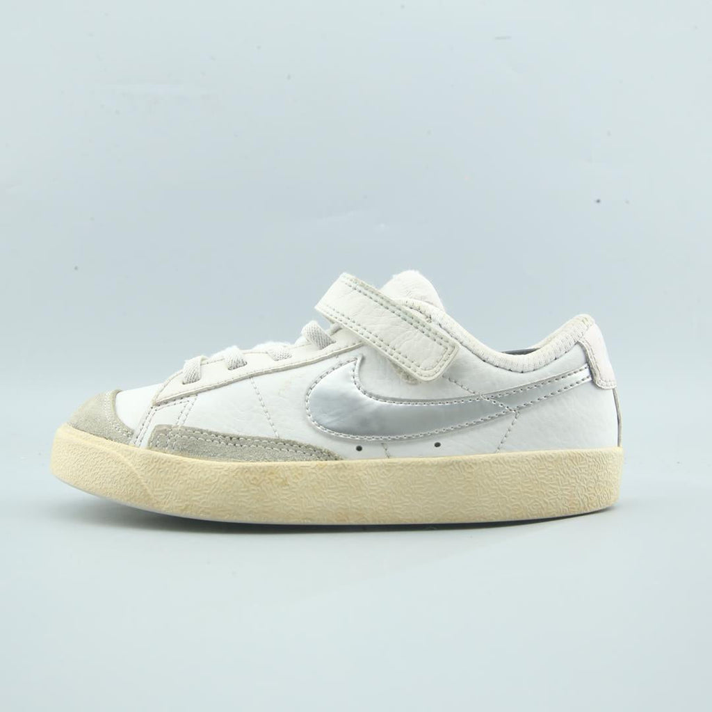 Nike Court Borough Low