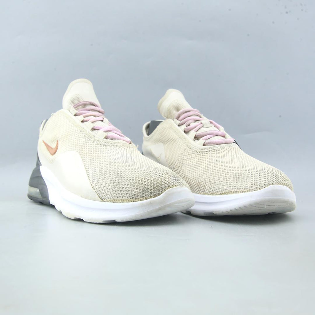 Nike Air Max Motion 2