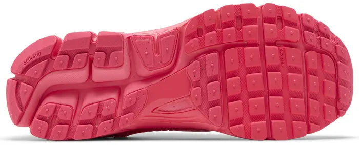 Nike Zoom Vomero 5 Hot Punch