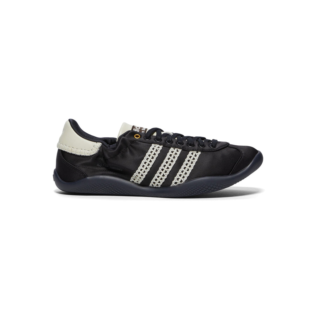 Adidas Wb Karintha Lo Satin (Cblack/Dbrown/Crewht)