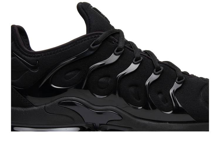 Nike Air VaporMax Plus Triple Black