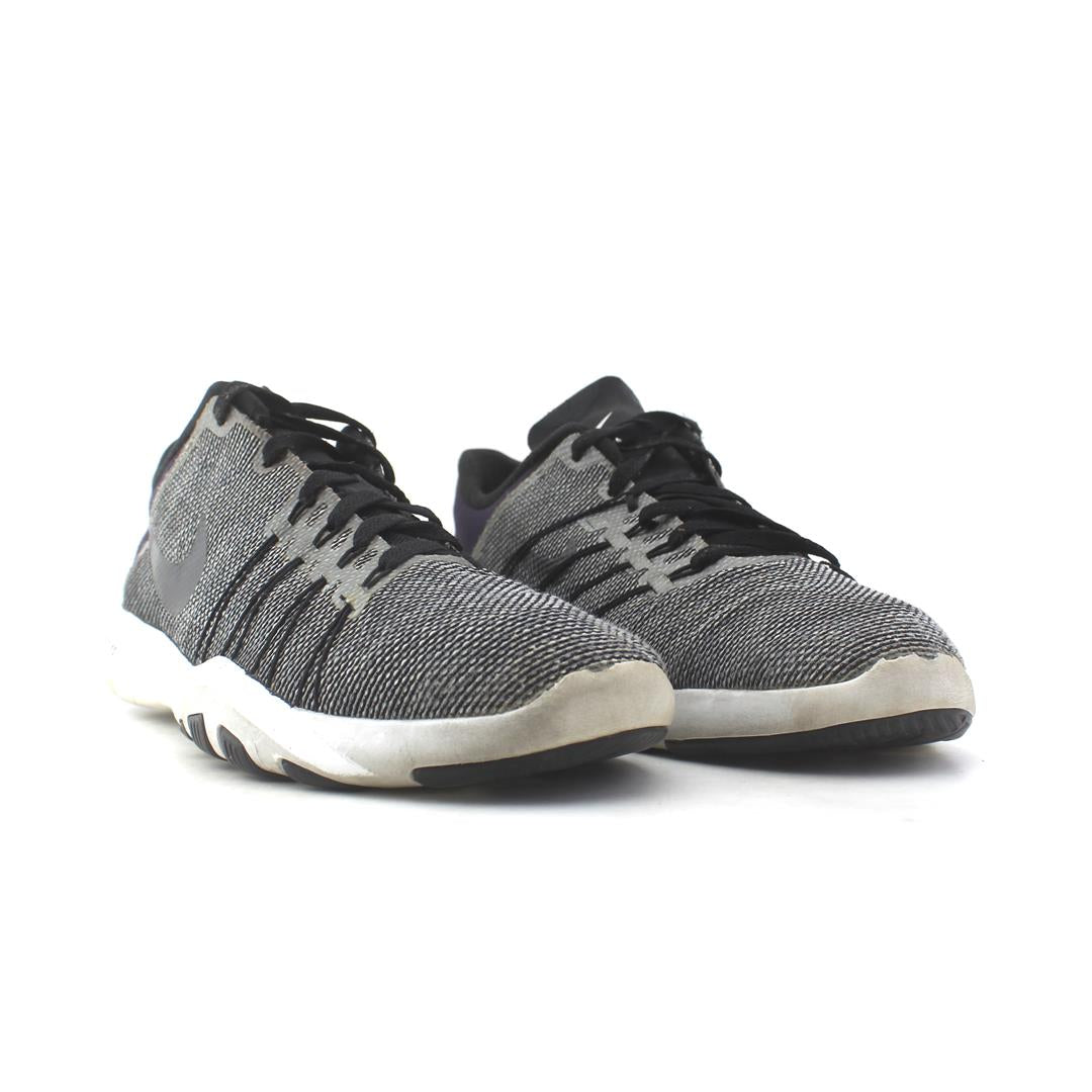 Nike Free Tr 6