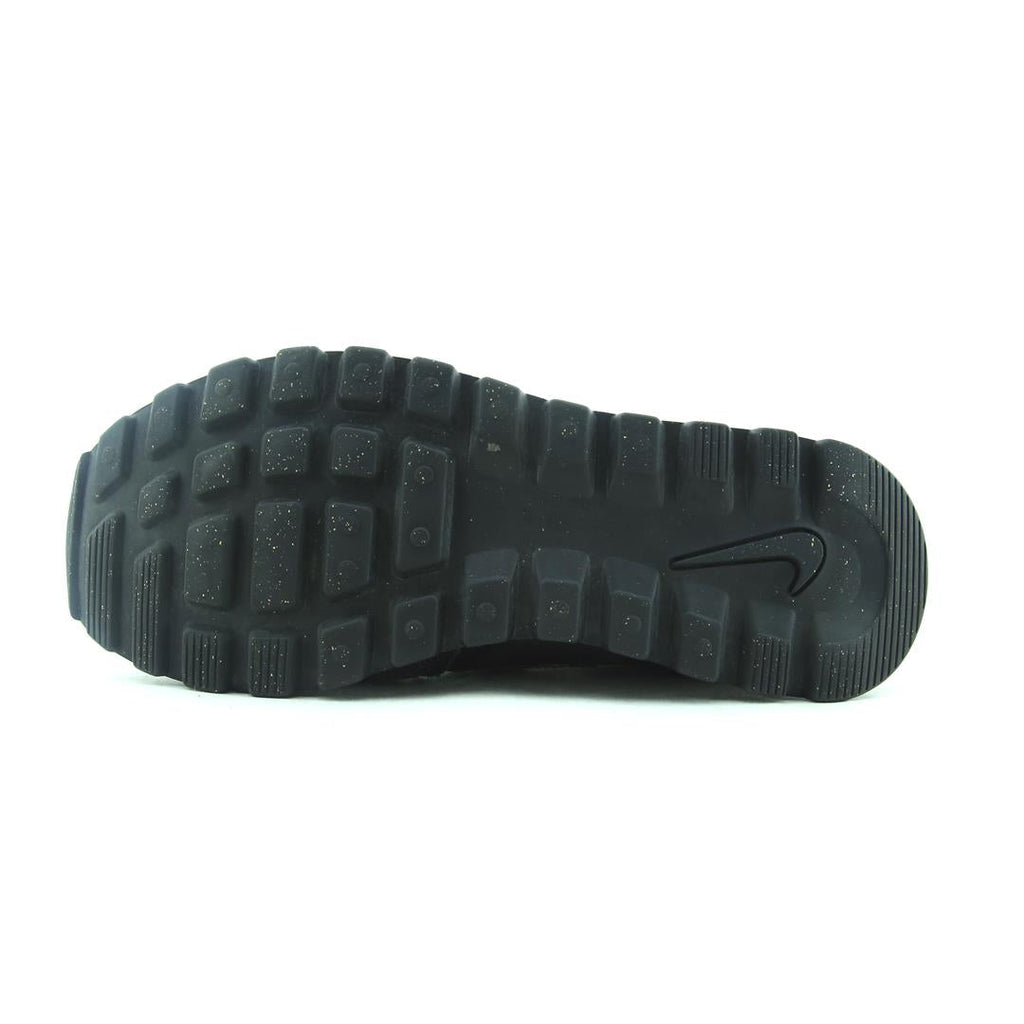 Nike V-Love O.X.