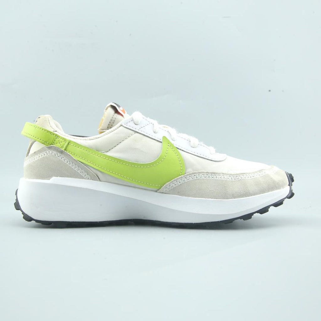 Nike Waffle Debut