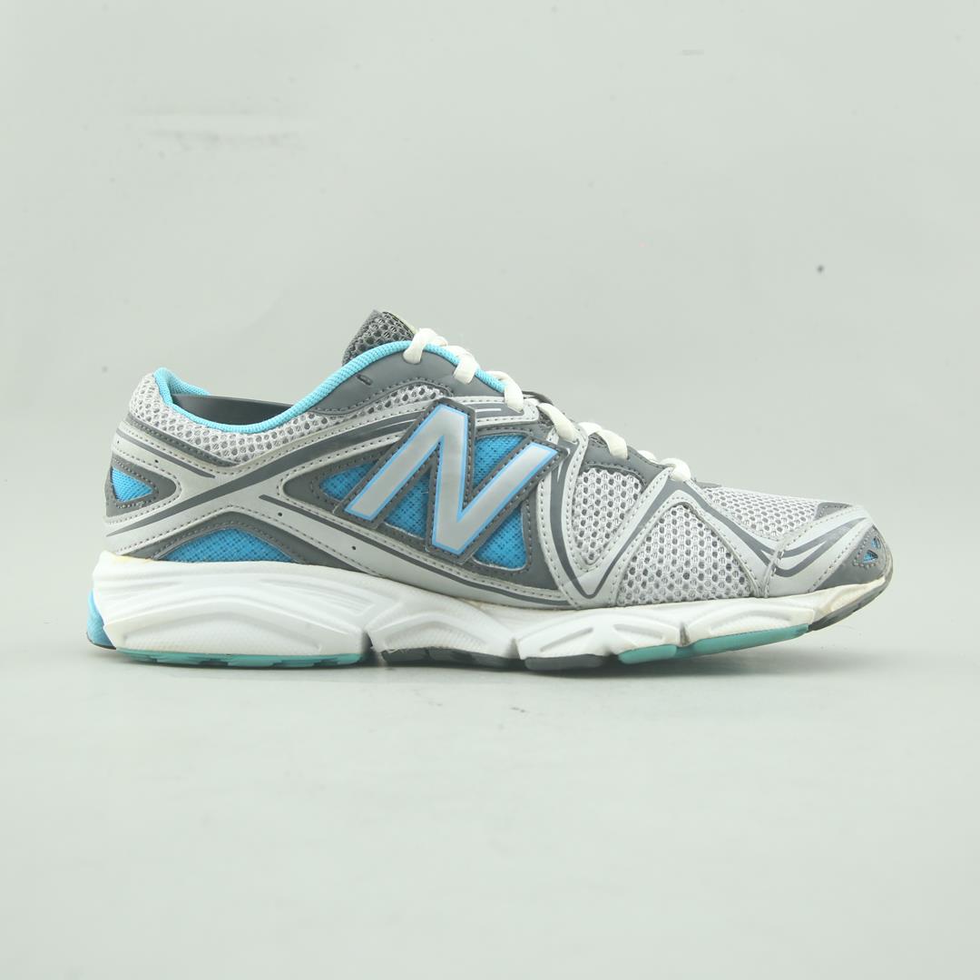 New Balance 580V3