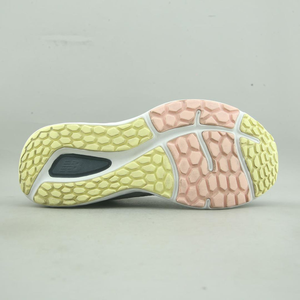 New Balance Fresh Foam 680 V7