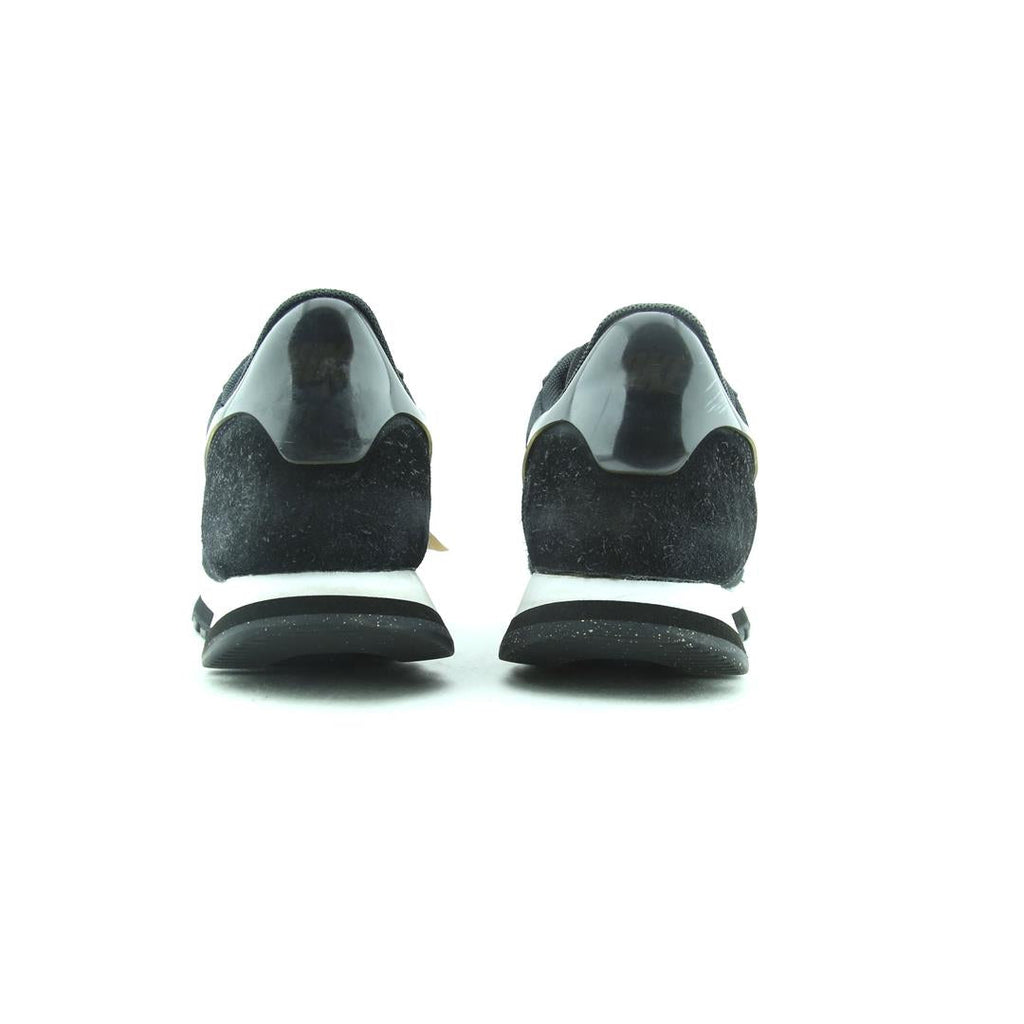 Nike V-Love O.X.