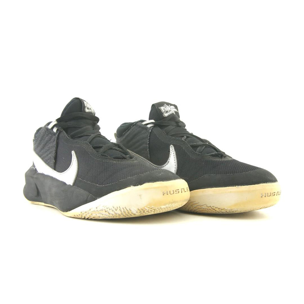 Nike Hustle D 10
