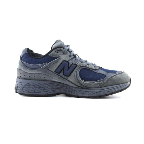 New Balance 2002R