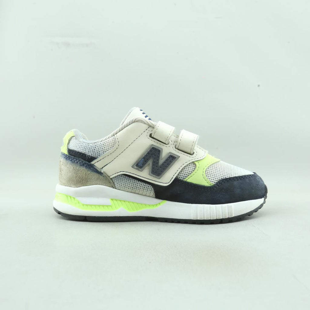 New Balance 530