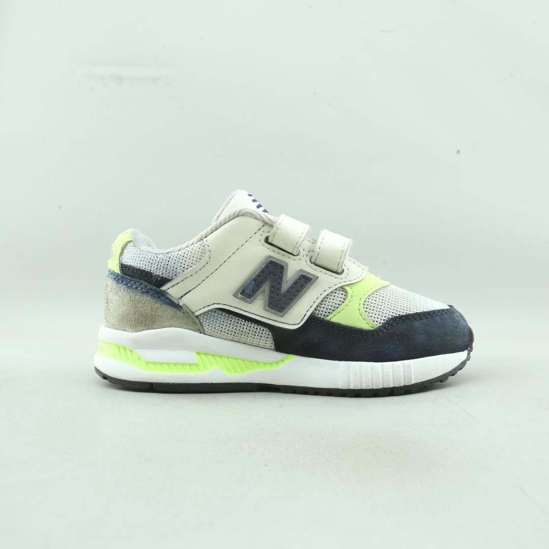 New Balance 530