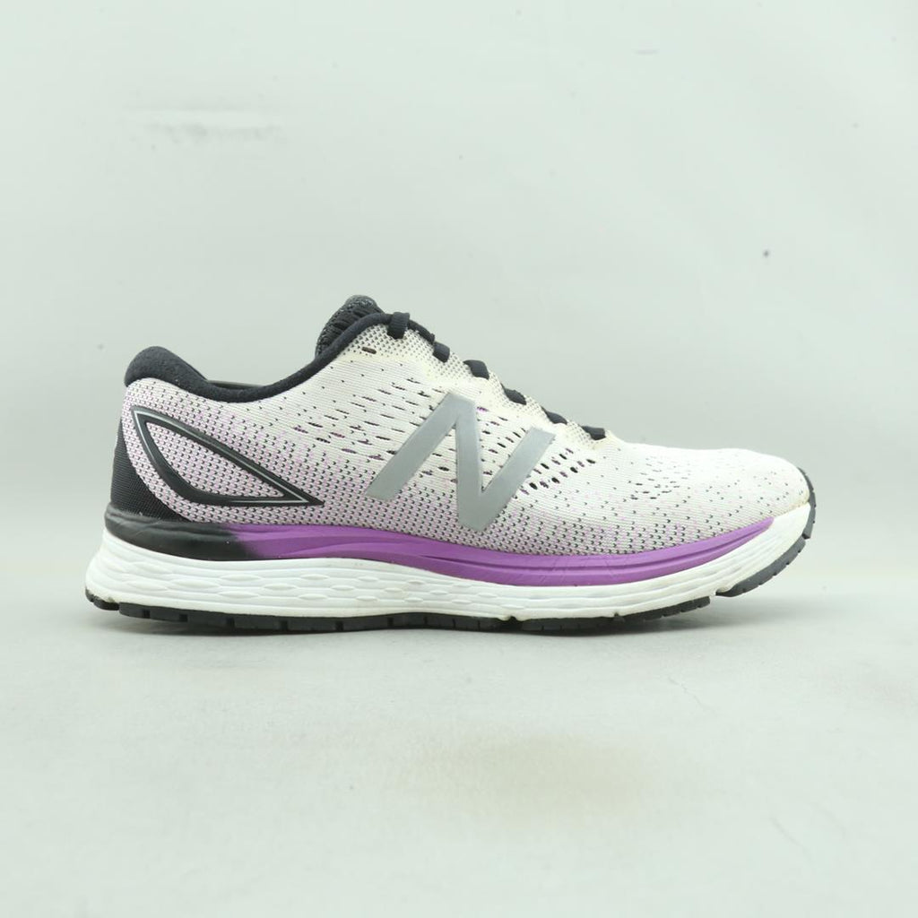 New Balance 880V9