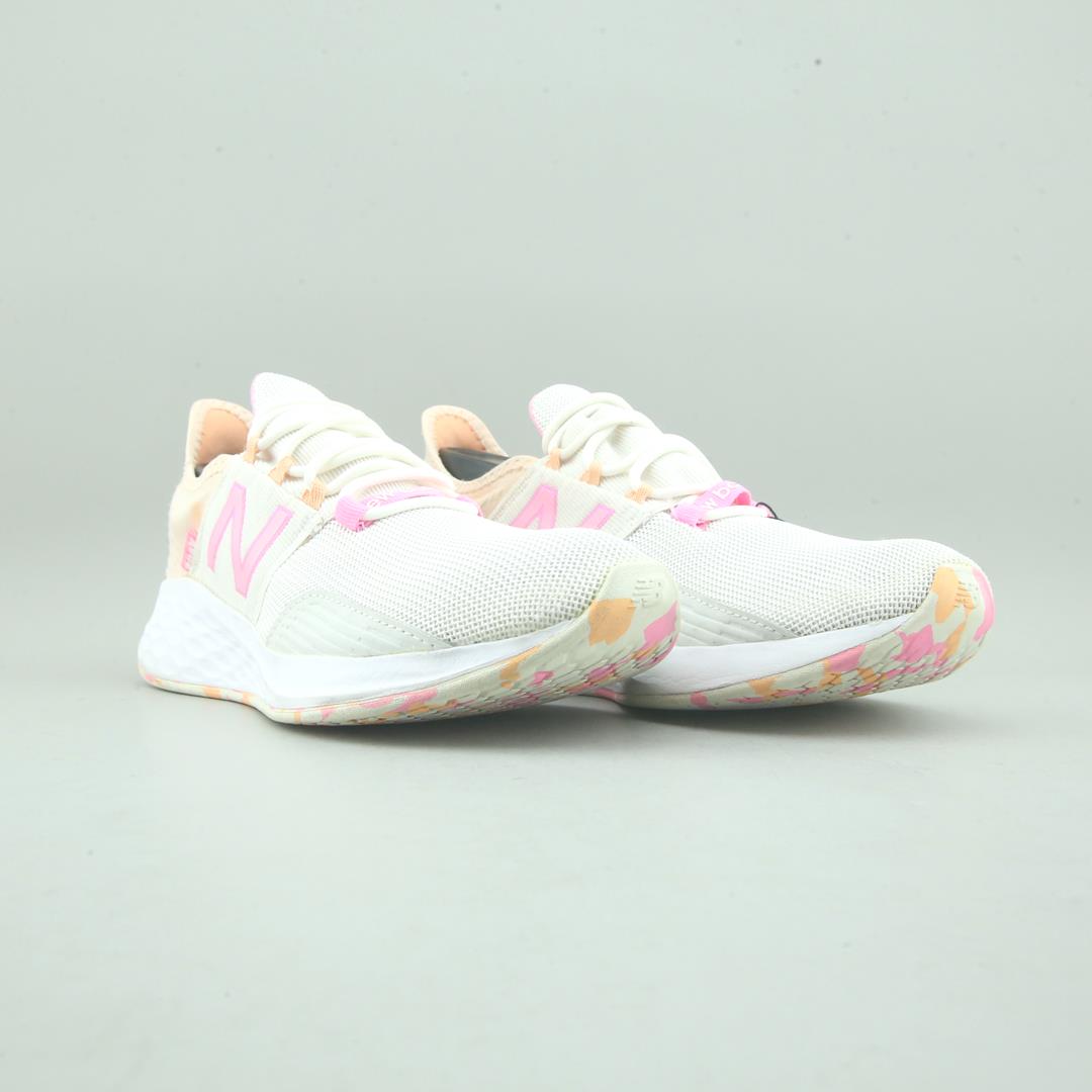 New Balance Fresh Foam Roav