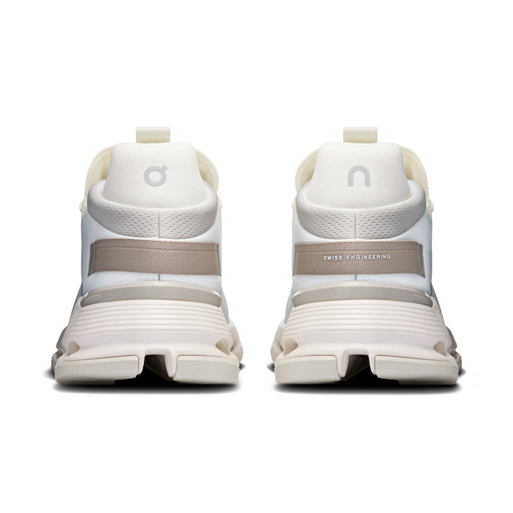 On Running Cloudnova 2 Ice Sand
