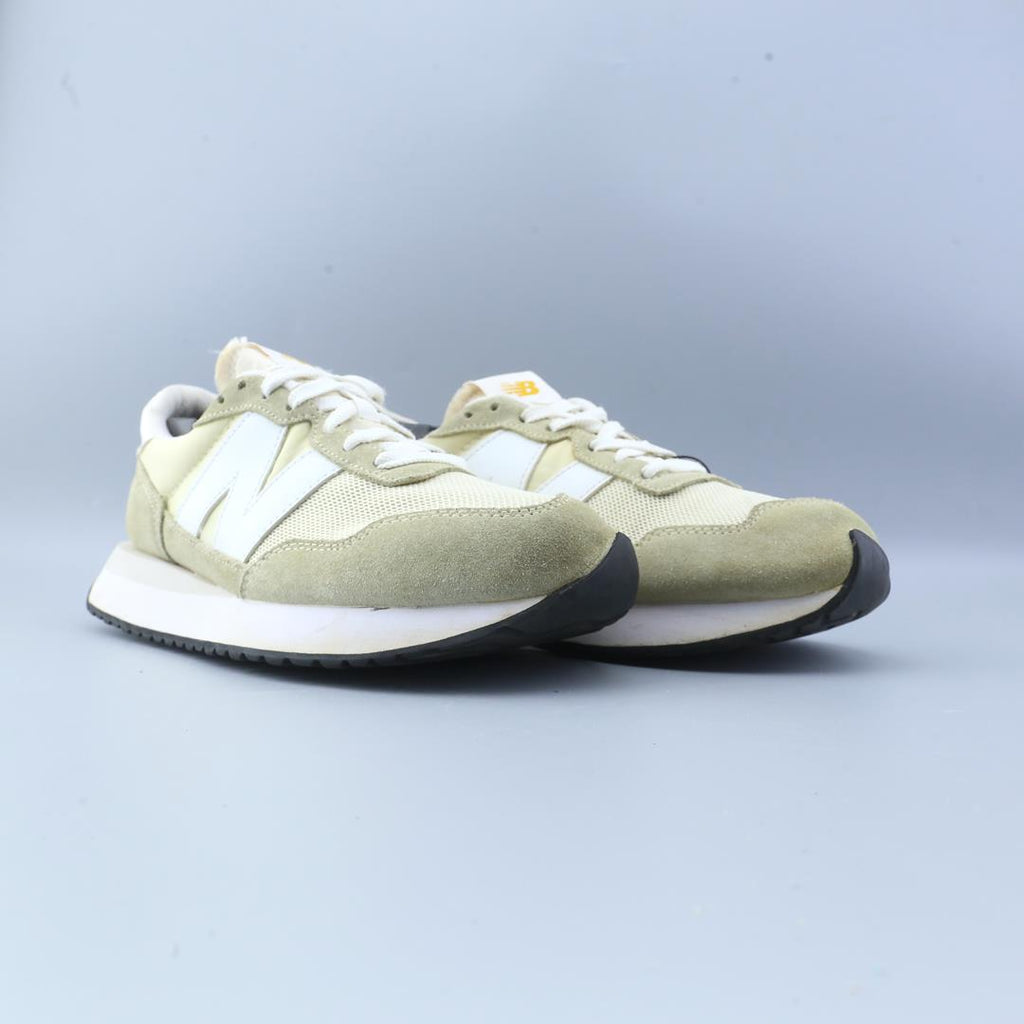 New Balance 237