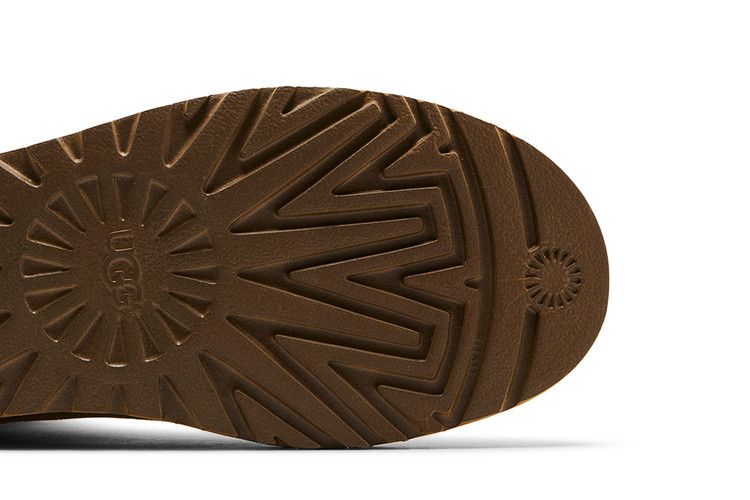 UGG Classic Short II Boot Sand (Women's)