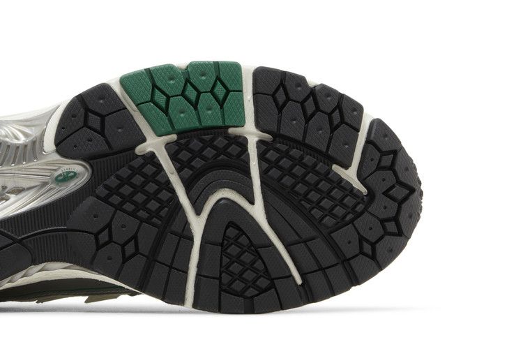 New Balance 1906R Spruce Pack
