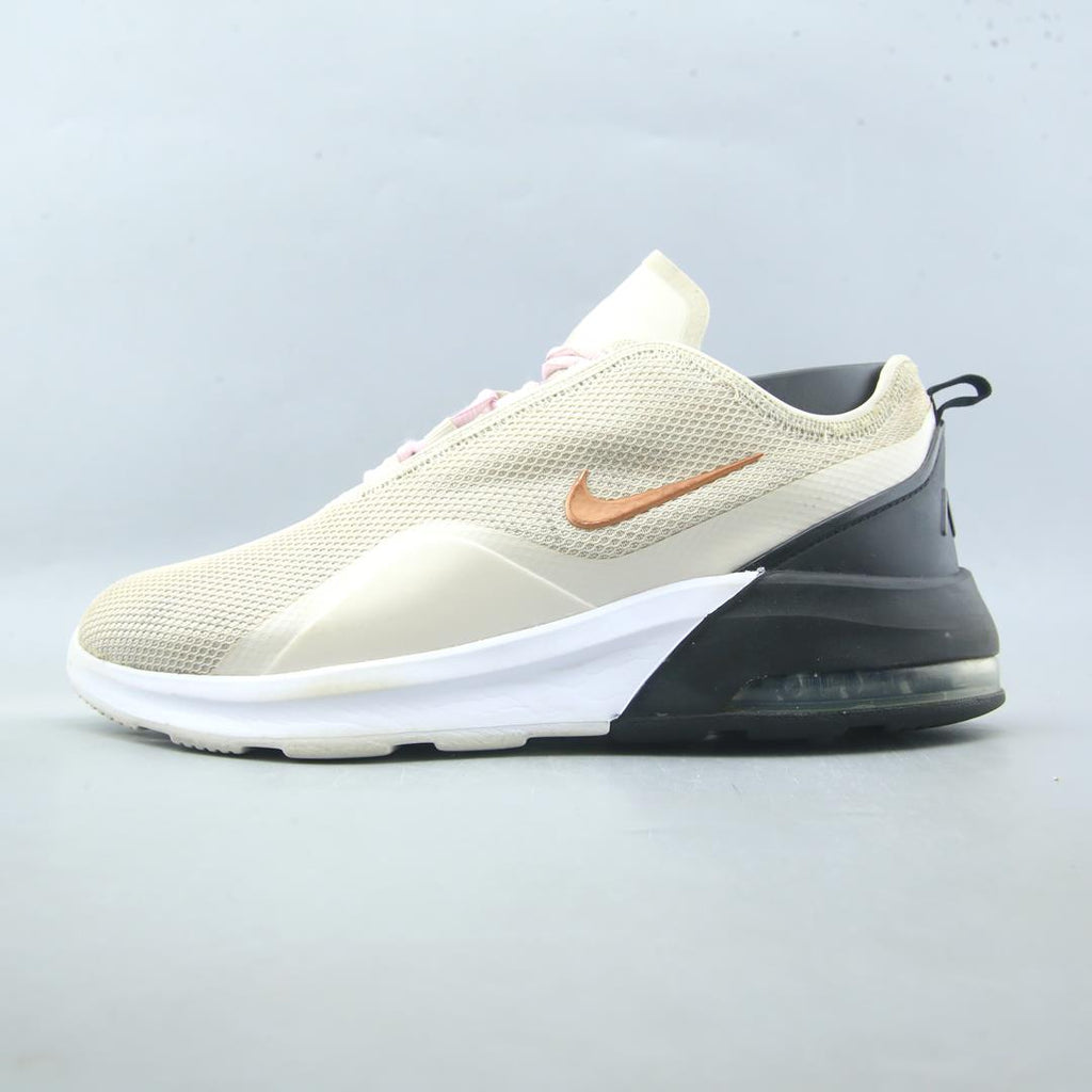 Nike Air Max Motion 2