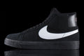 Zoom Blazer Mid