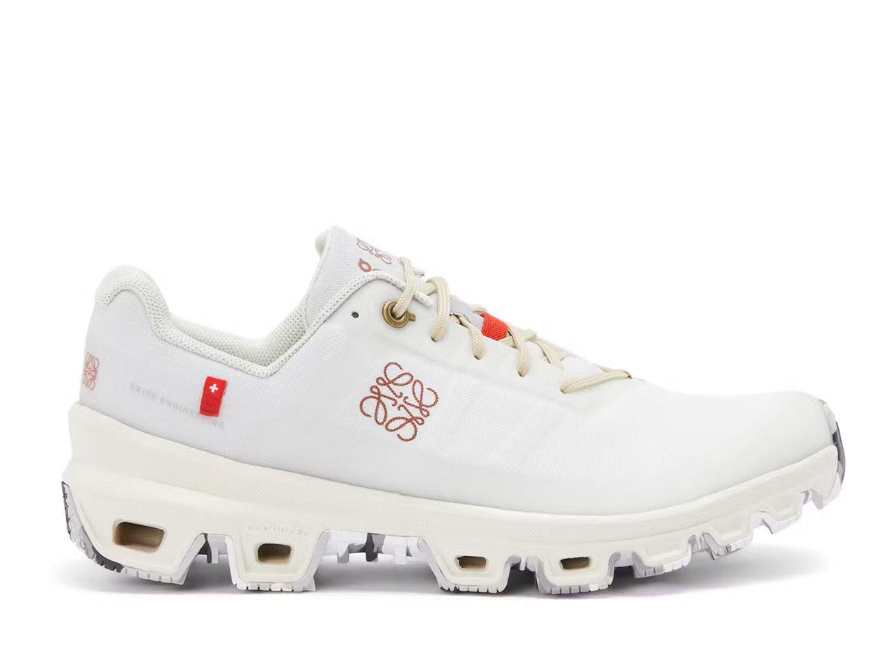 On Running Cloudventure Loewe Gradient Grey