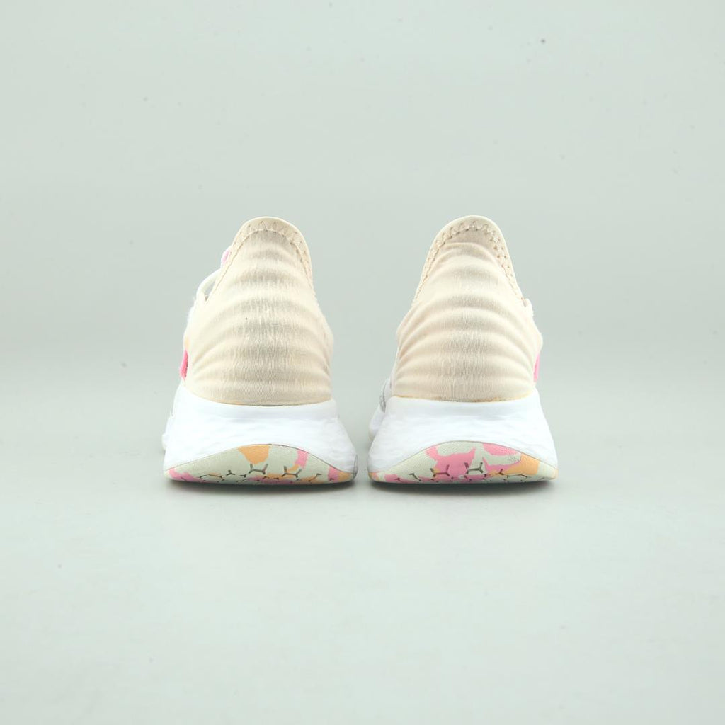New Balance Fresh Foam Roav
