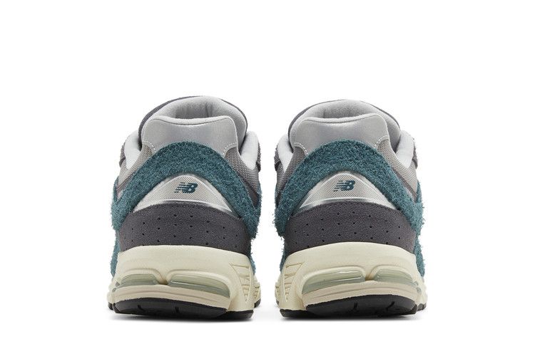 New Balance 2002R New Spruce Magnet