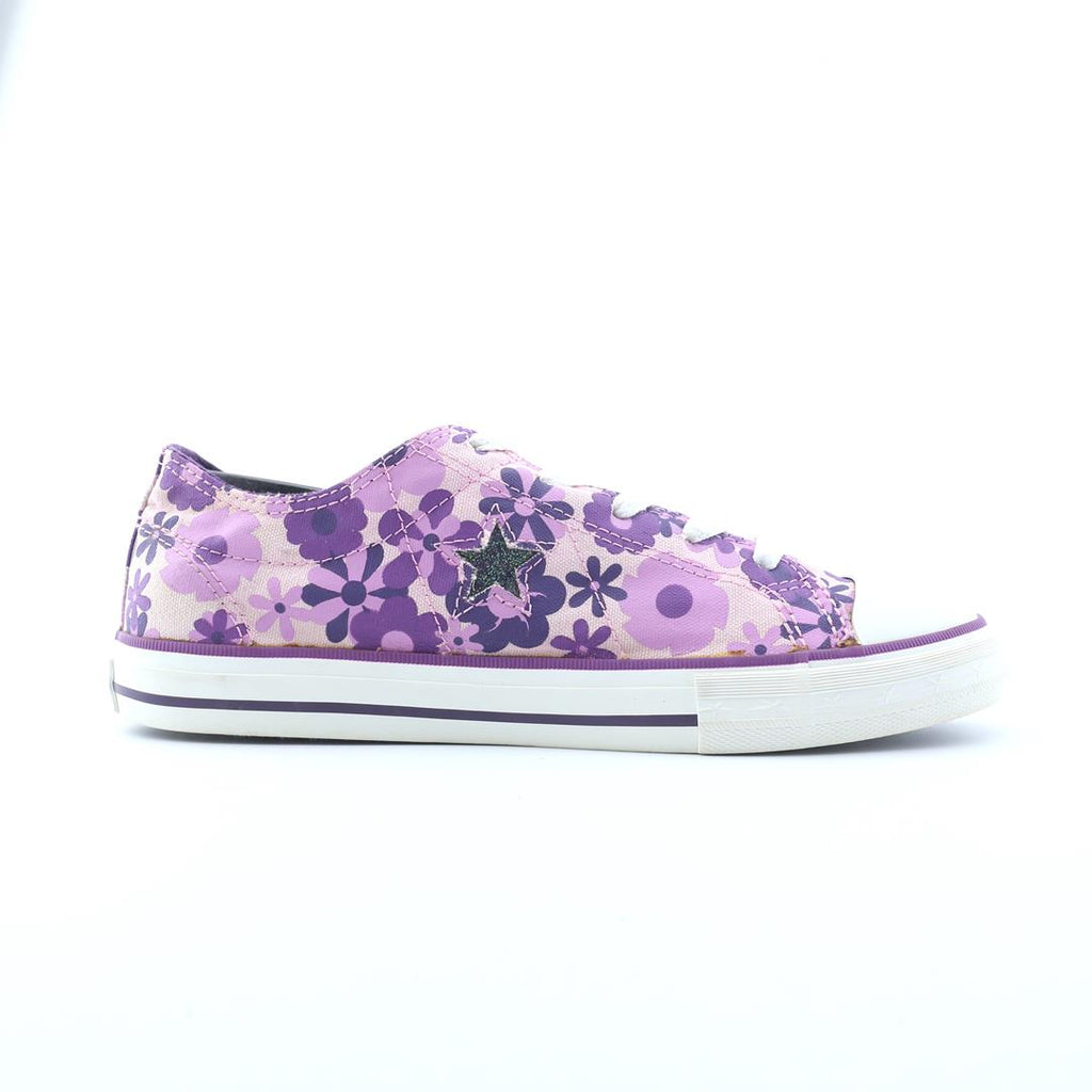 Converse One Star