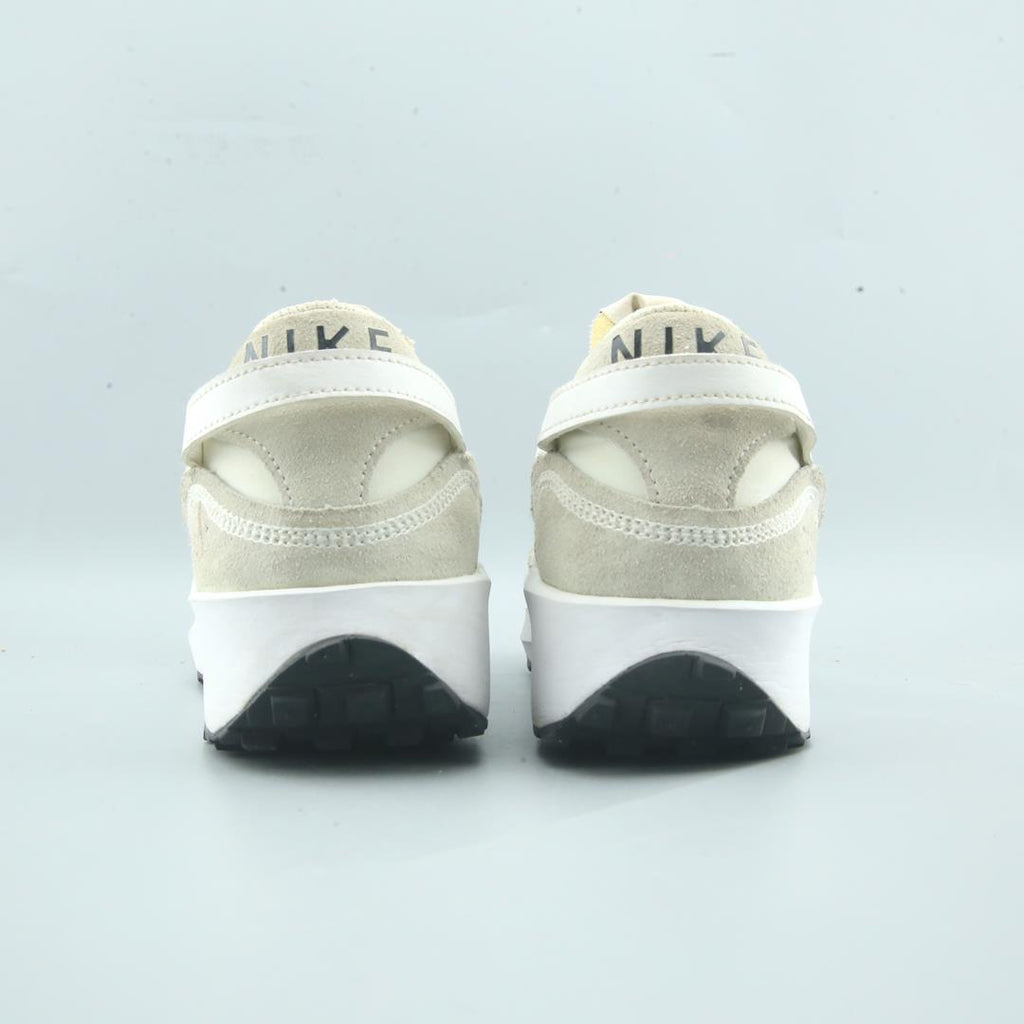 Nike Waffle Debut