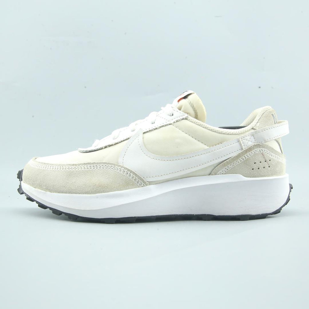 Nike Waffle Debut