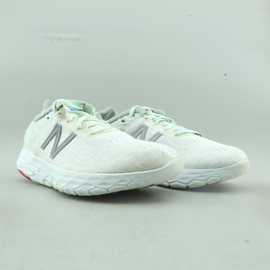 New Balance Fresh Foam Beacon V2