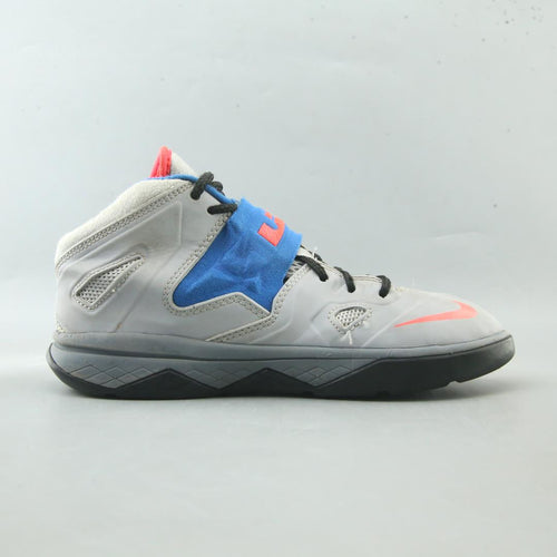Nike Lebron Soldier 7