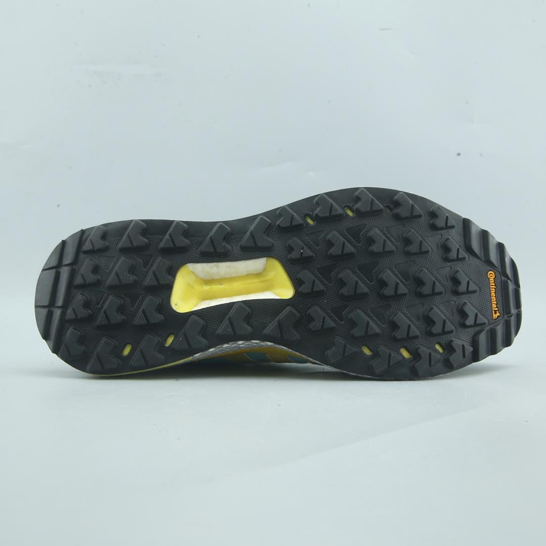 Adidas Questar