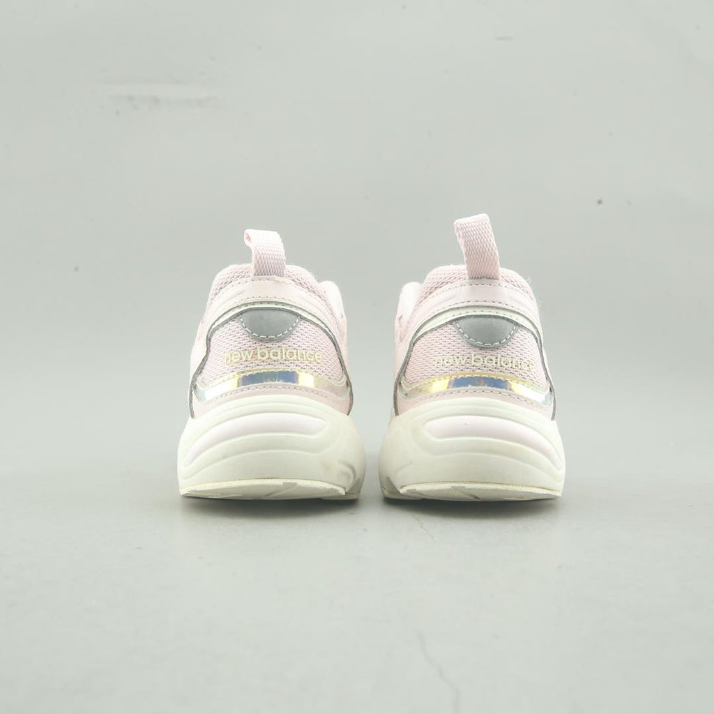 New Balance 878V1