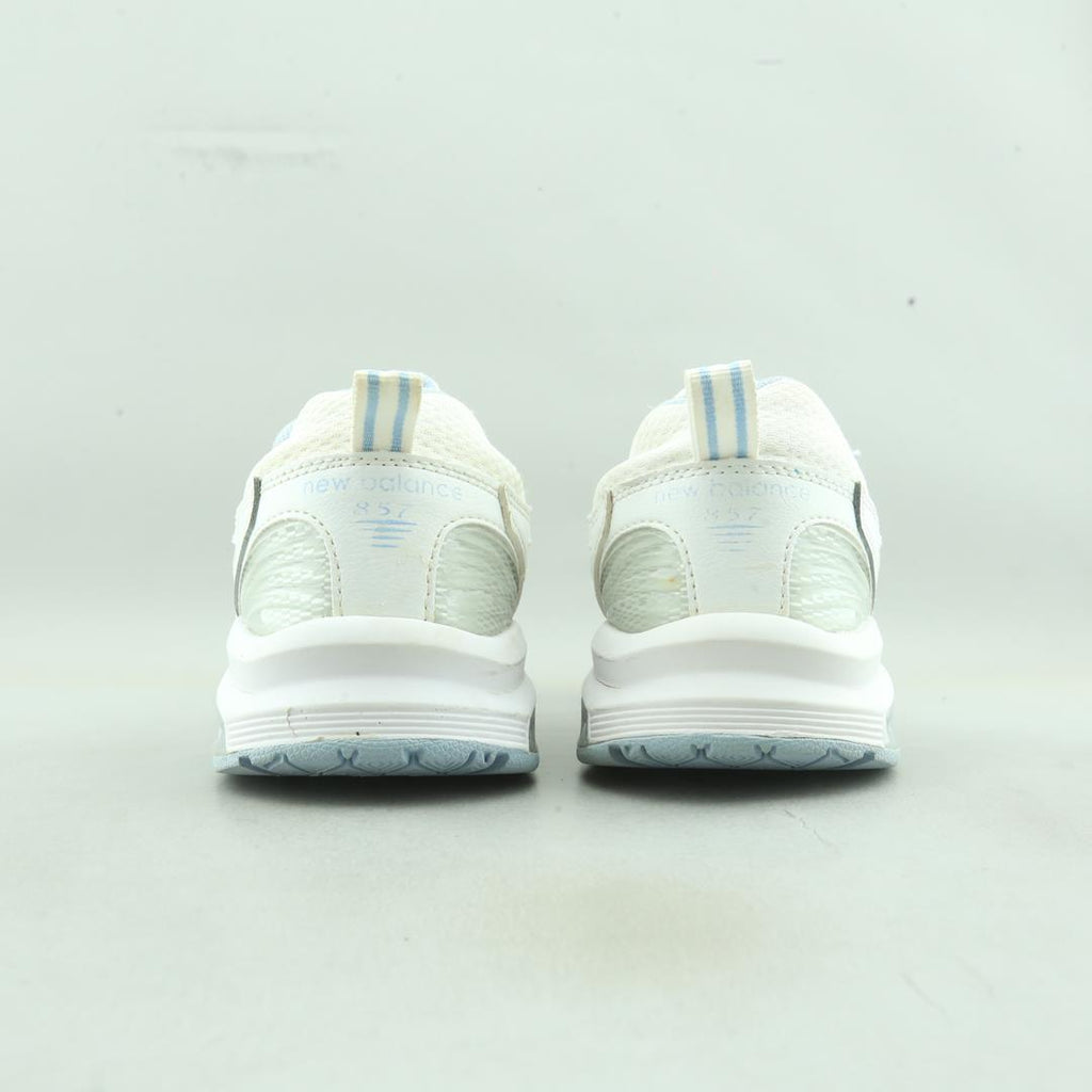 New Balance 857