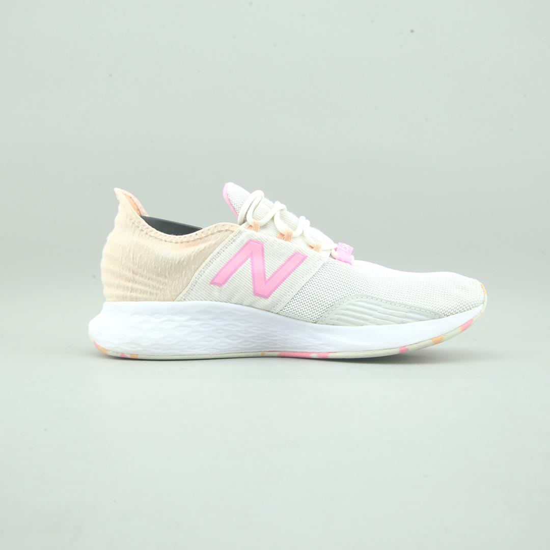 New Balance Fresh Foam Roav