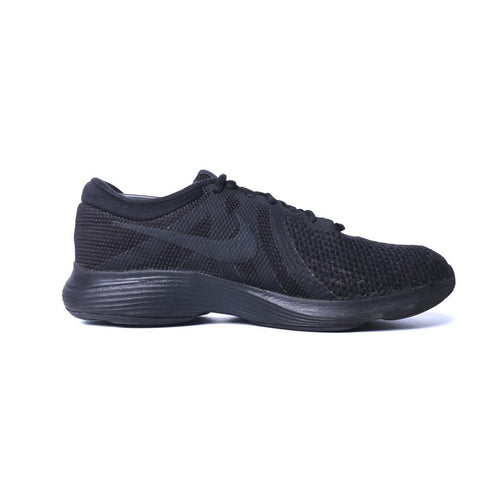 Nike Revolution 4