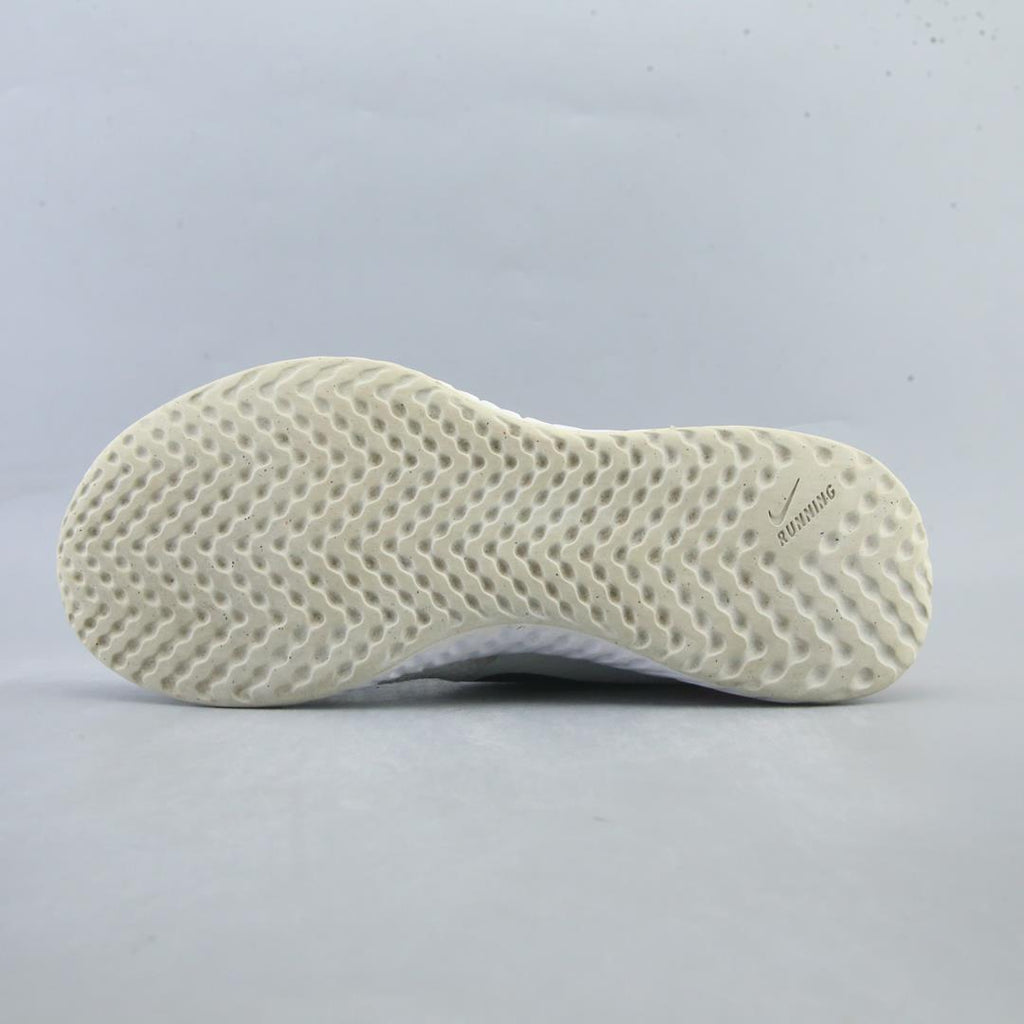 Nike Revolution 5
