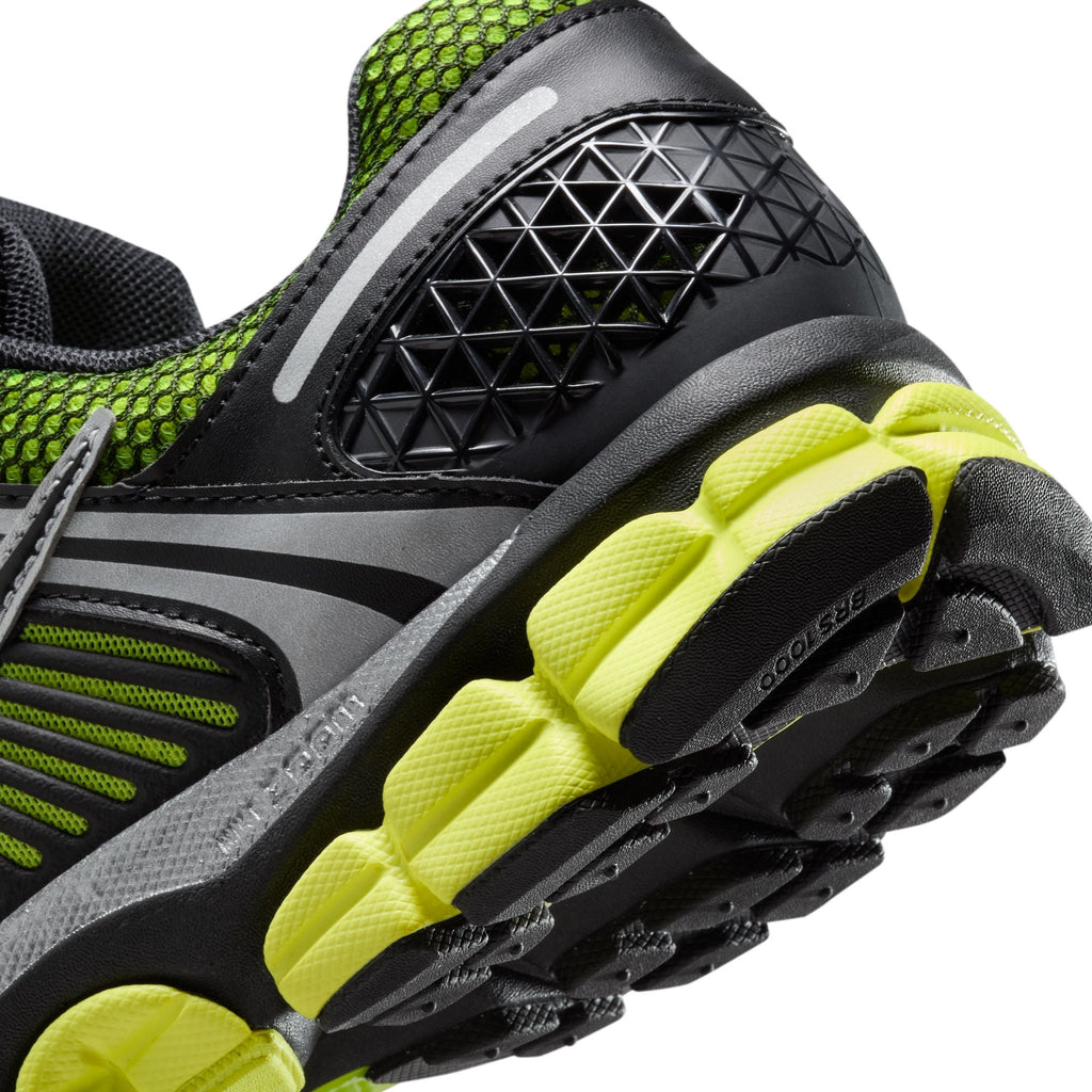 Nike Zoom Vomero 5 - Men's