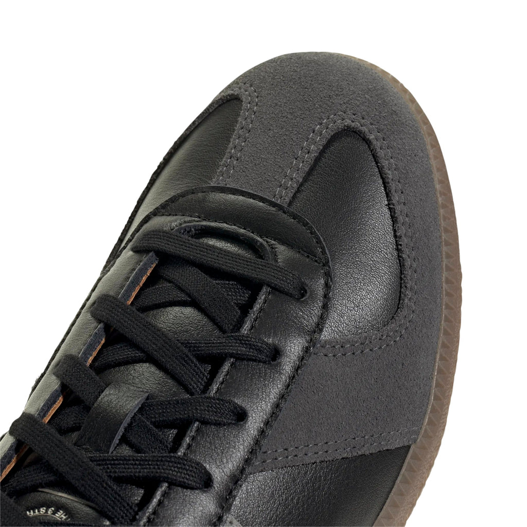 Adidas Bw Army (Core Black/Charcoal Solid Grey/Gum)