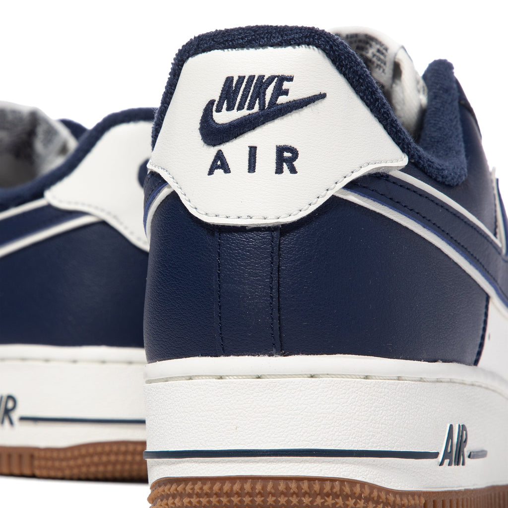 Nike Air Force 1 '07 Lv8 (Sail/Midnight Navy/Gum Medium Brown)