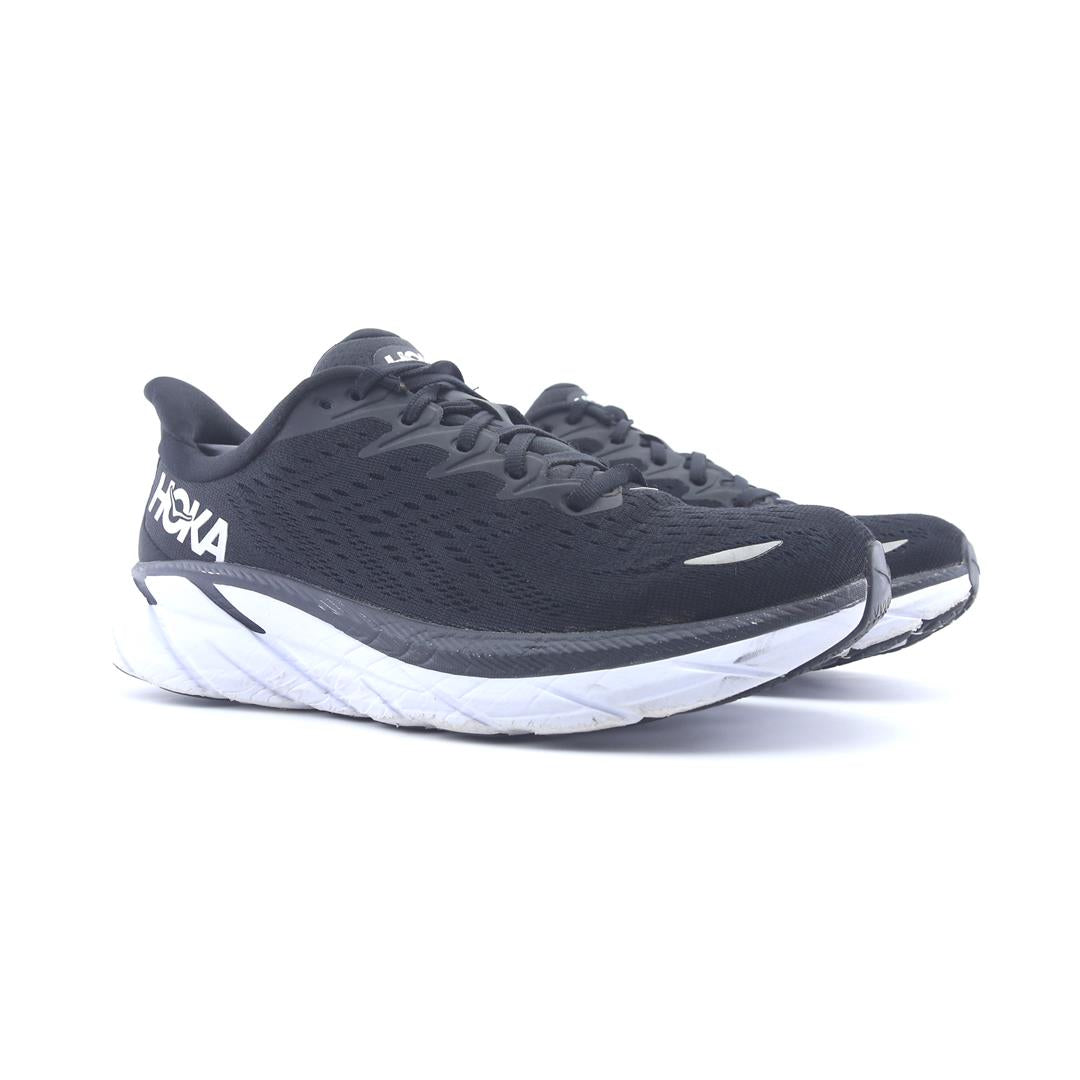 Hoka One One Clifton 8