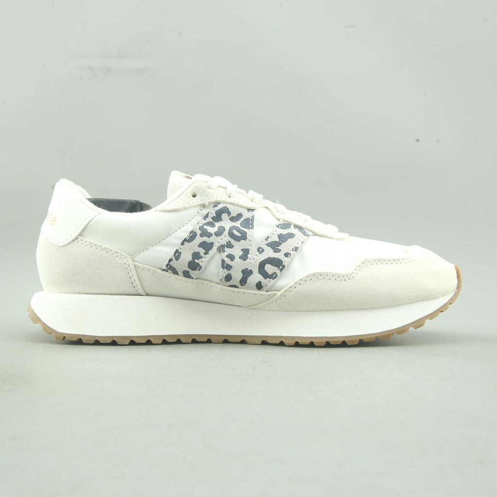 New Balance 237
