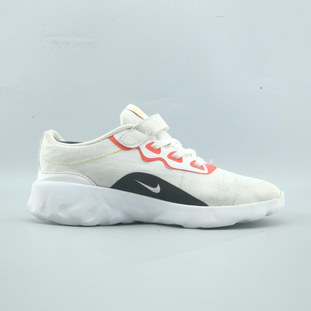 Nike Explore Strada