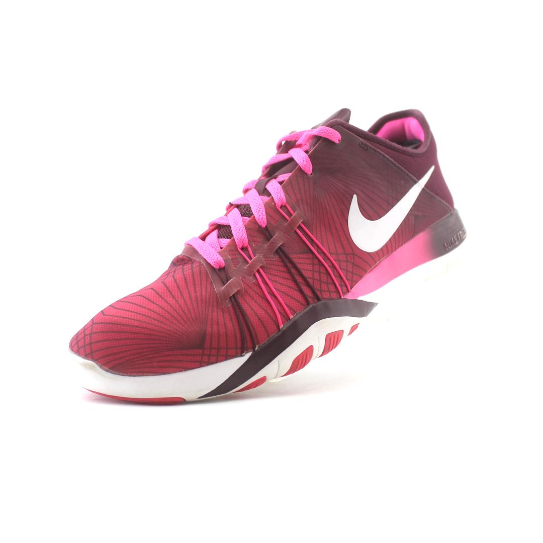 Nike Free Tr 6