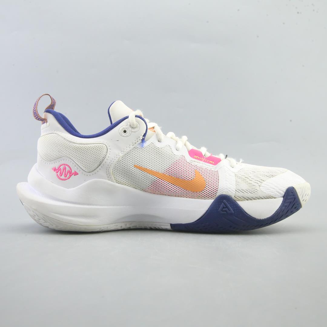 Nike Giannis Immortality 2