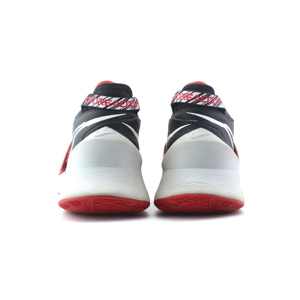 Nike Future Court 3