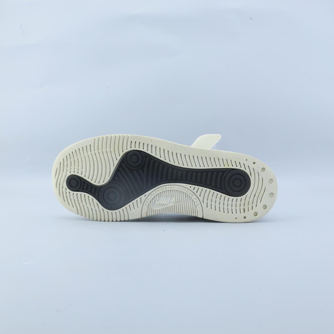 Nike Squash Type