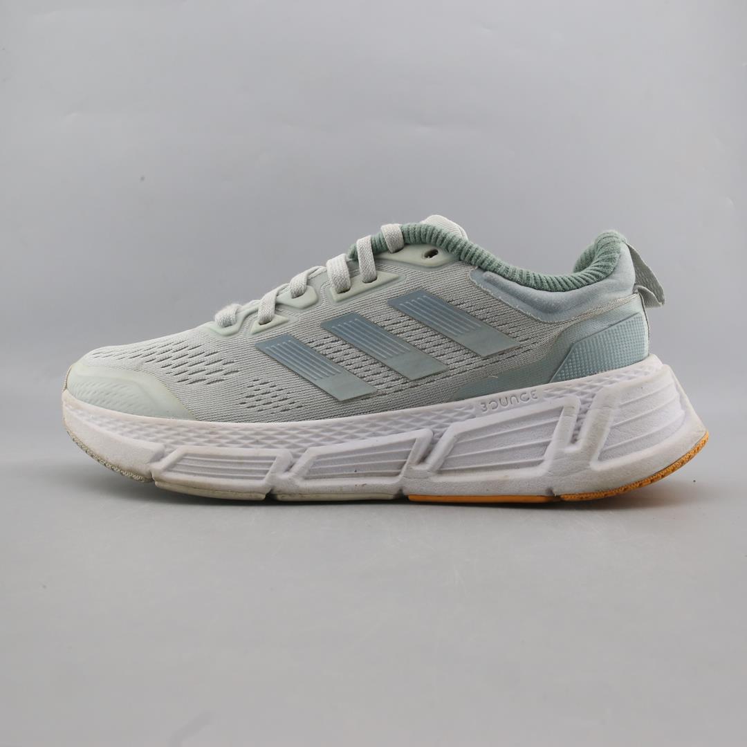Adidas Questar